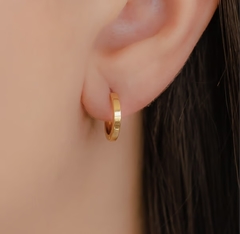 Brinco Argolinha Lisa Grande no Dourado