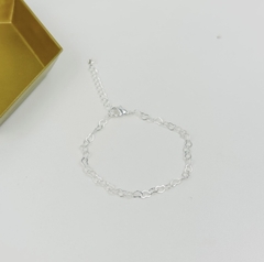 Pulseira Corações Vazados no Prata na internet