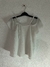 Musculosas y blusas a $5.000 en internet