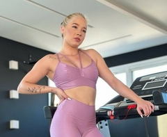 Top Karen lilás
