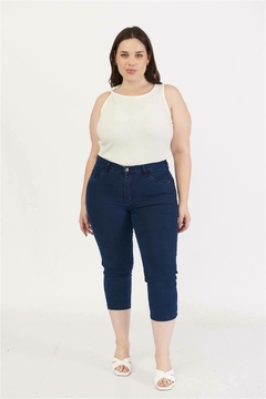Capri elastizado de jean azul