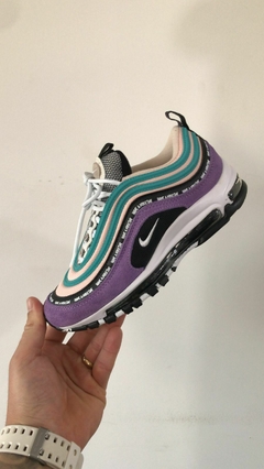 97 violetas