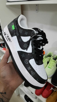 air force blanca y negro louis vuitton
