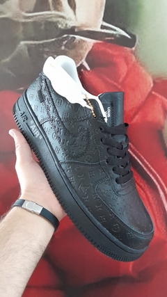 force vuitton negras - comprar online