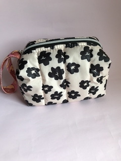Porta cosméticos puffer chico - comprar online