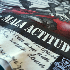 Remera Coyote - Mala Actitud 