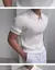 Polo ajustado de verano para hombre, camiseta de manga corta de punto de seda helada con cuello en V a rayas, informal, a la moda, para hombres maduros