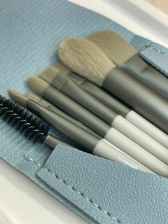 BROCHAS CON ESTUCHE en internet