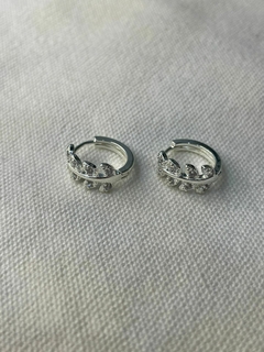ARGOLLA ACERO BLANCO HOJAS CON STRASS