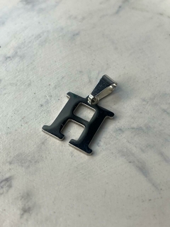 DIJE LETRA H - comprar online