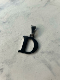 DIJE LETRA D