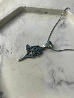 CADENITA + DIJE ROSA