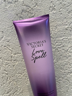 CREMA LOVE SPELL