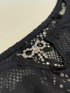 Imagen de LESS ENCAJE CON DIJE STRASS