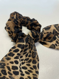 SCRUNCHIE MOÑO DISEÑOS - comprar online