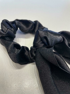 SCRUNCHIE MOÑO DISEÑOS