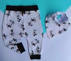 Calça Saruel e Babador Bandana
