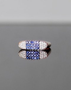 Anillo oro blanco 18 kltes engarsado con diamantes y zafiros azules - comprar online