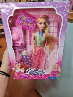 Barbie con accesorios - tienda online