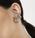 Brinco ear hook gota lisa - Ouro 18k