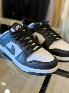 Nike Dunk Negras con Blanco - Choice