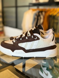 Adi2000 - Marrones con Beigge - comprar online