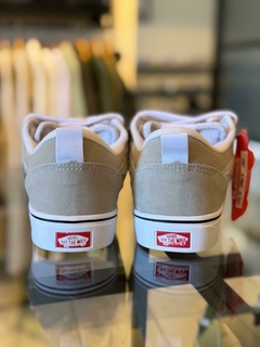 Vans Knu Ceniza en internet