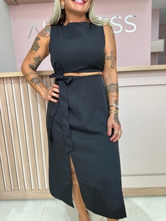 CONJUNTO DE CROPPED + SAIA MID na internet