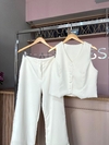 CONJUNTO DE CALÇA E COLETE - comprar online
