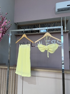 CONJUNTO MODAL DE FLOR