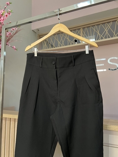 Imagem do CALÇA COM PREGAS
