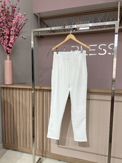 CALÇA COM PREGAS - Allbless