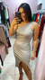 vestido coladinho uma manga - Dona onça fashion