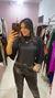 Blusa cropped Over preto - comprar online