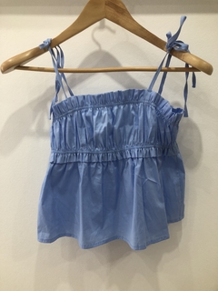 Remera con tiras