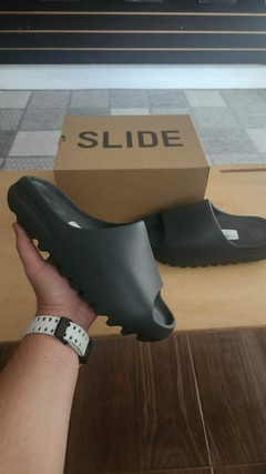 Adidas Yeezy Slides Dark Onyx - Drip Factory AR