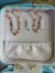 Conjunto Bolinha Dourado na internet