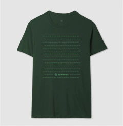 Camiseta de algodão com estampa de arame farpado.