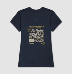 Camiseta Feminina Regular Estampa Carro Importado na internet