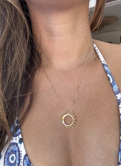 Colar Sol e Lua Folheado Dourado - comprar online