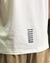 Camiseta EA7 branca na internet