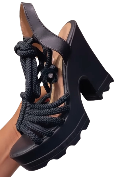 Sandália Feminina Tratorada Napa Salto 12 cm c/ Cordas