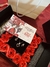 Caja de rosas rojas + collar Lana