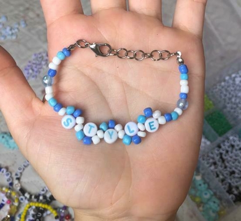 Pulseira - "Style" Taylor Swift (com fecho)