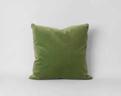 Almohadón Pana Menta 

MATERIAL: Pana 100% Algodón
TAMAÑO: 50 x 50 cm
CUIDADO: Limpieza en seco y plancha tibia
NOTA: Las imágenes pueden presentar variaciones de color.
