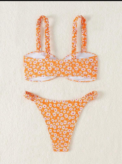 Bikini Niza en internet
