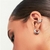 Piercing de orelha com cristal de gota cravejado em zircônias