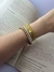 Pulseira em Couro e Canutilhos com fecho imã na internet