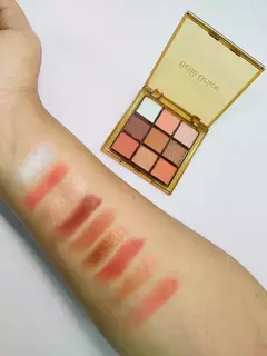 Paleta de Sombras x9 BELLE GRACE - Mentel MakeUp