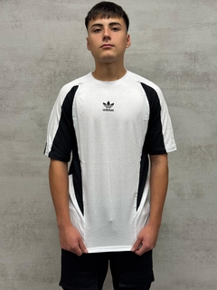 Remeras Adidas oversize premium - pragatti